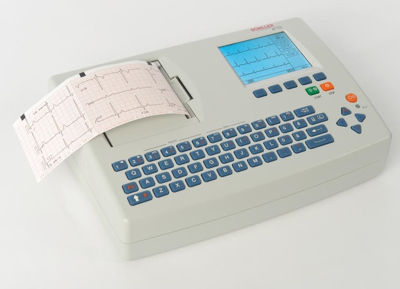 ECG CARDIOVIT AT-101